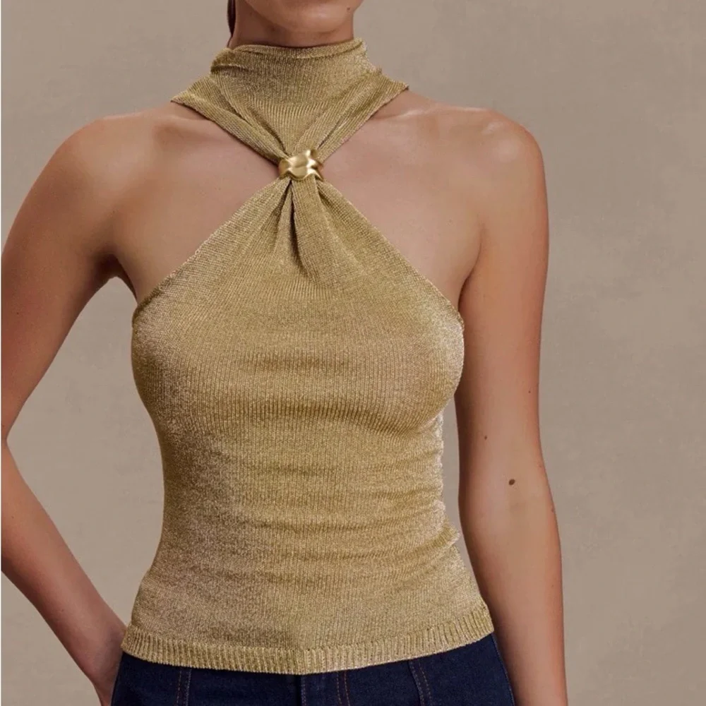 Meshki Gold Glitter Tank Top - Picture 3 of 7